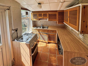 Photo 9- click for photo gallery